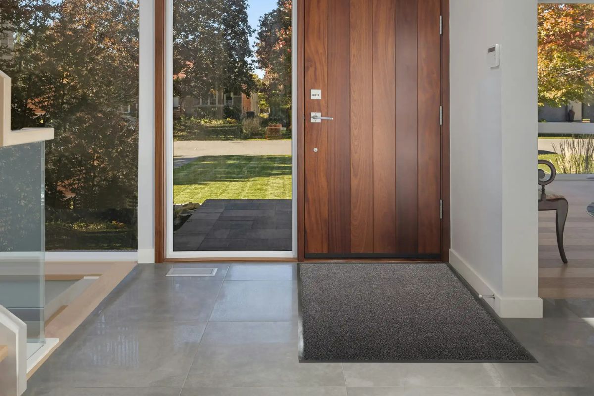 Altijd een schone entree met schoonloopmatten met PURA backing